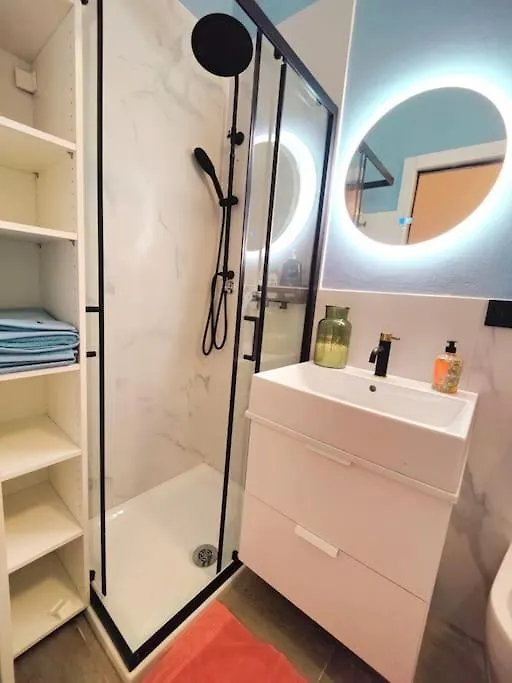 Casa Mamo: Design & Vintage Above Subway Apartment Milan